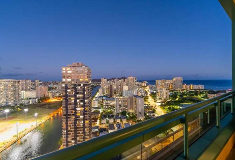 בית מלון כפרי The Landmark #2705