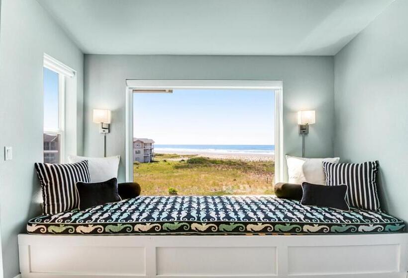 Отель The Ocean Is Calling