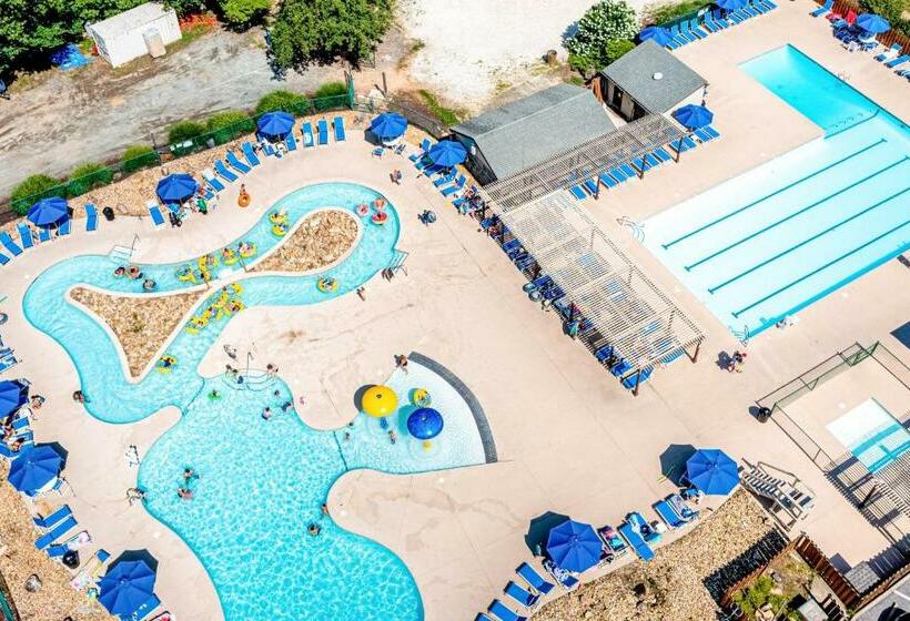 فندق Treetop Serenade