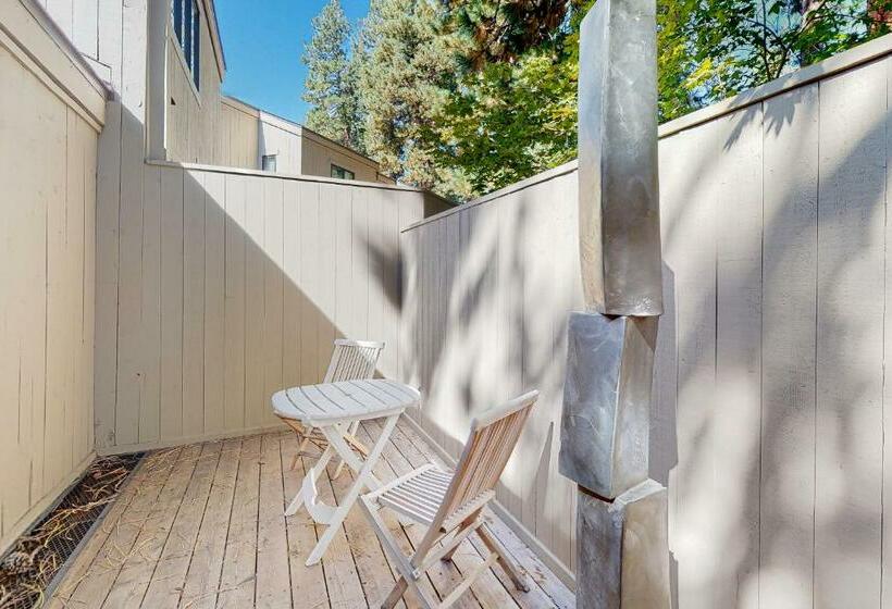 Отель Tutu Hale   Unit 6