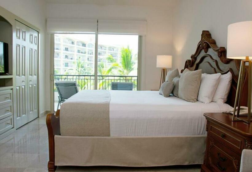 2 Bed 2 Bath, Plus One Den At Playa Royale Condo 3508, Free Wifi