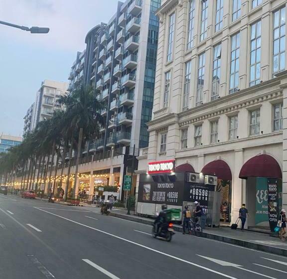 6p Staycation Condotel