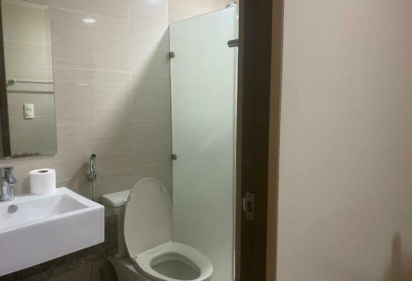 6p Staycation Condotel