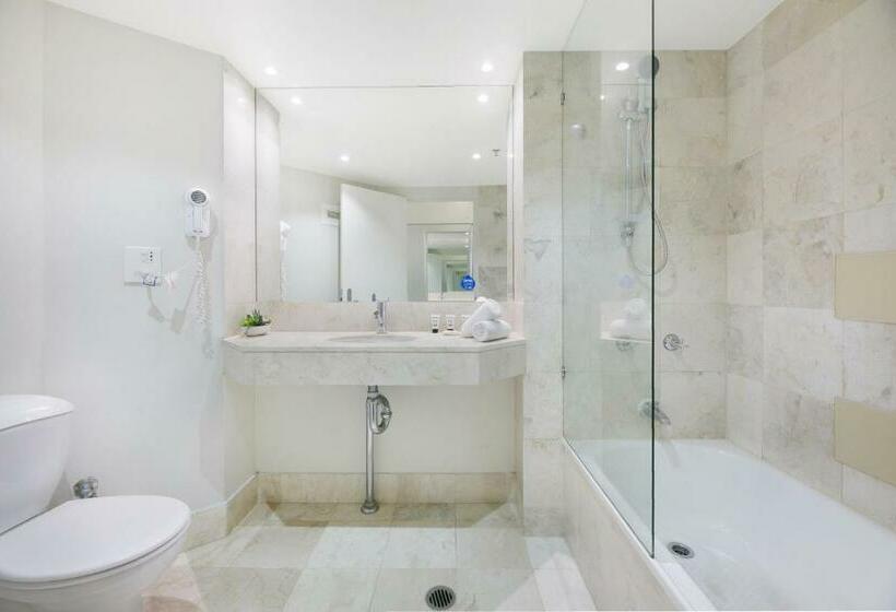 Общежитие Cosy 2 Bed Central Studio Apartment With Views