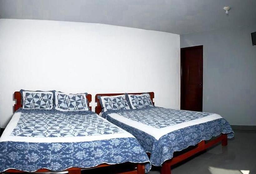 هاستل Hostal Los Angeles