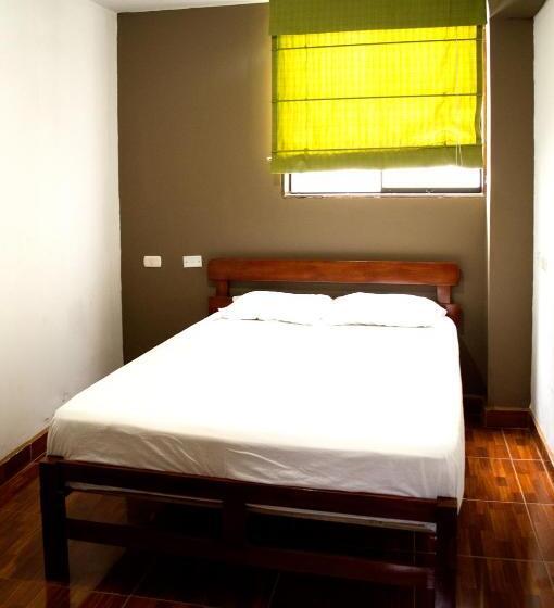 هاستل Hostal Los Angeles