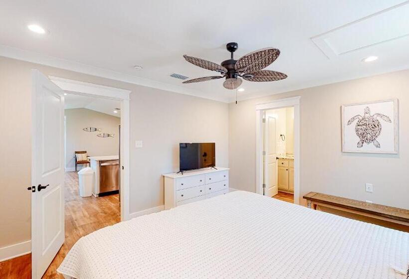 בית מלון כפרי Beach Cottage South