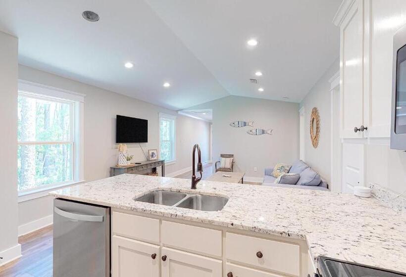 בית מלון כפרי Beach Cottage South