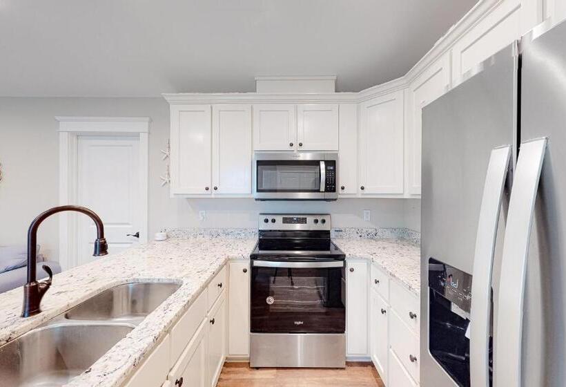 בית מלון כפרי Beach Cottage South