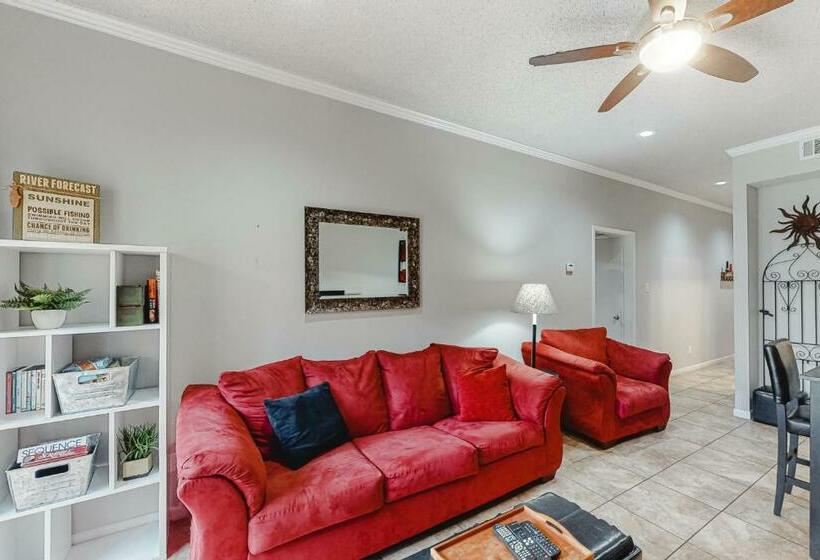 فندق Camp Warnecke Estates Unit B104