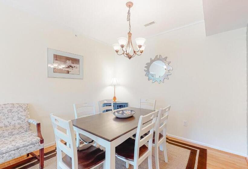 فندق Eagles Landing   4300 Sandpiper #4314