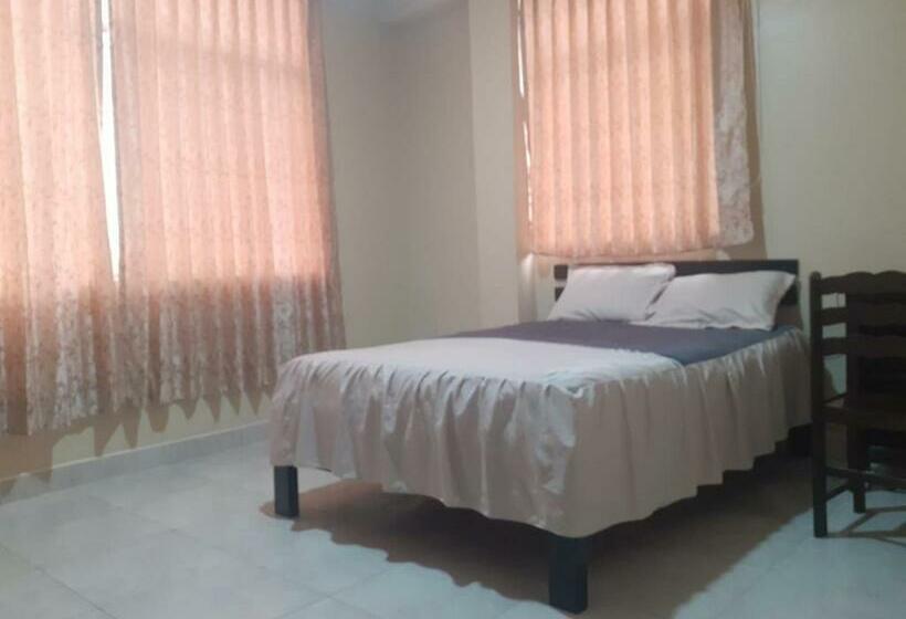 ホテル Hostal El Encanto