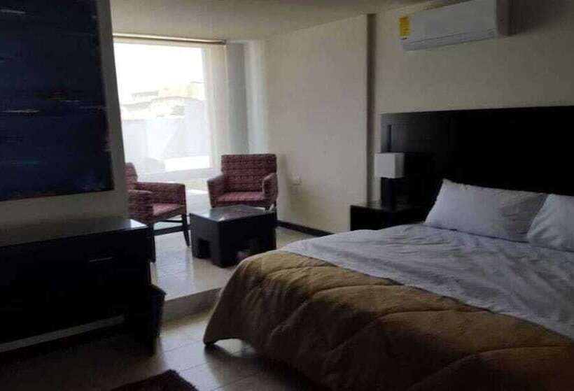 Отель Marev Irapuato By Smartlabs