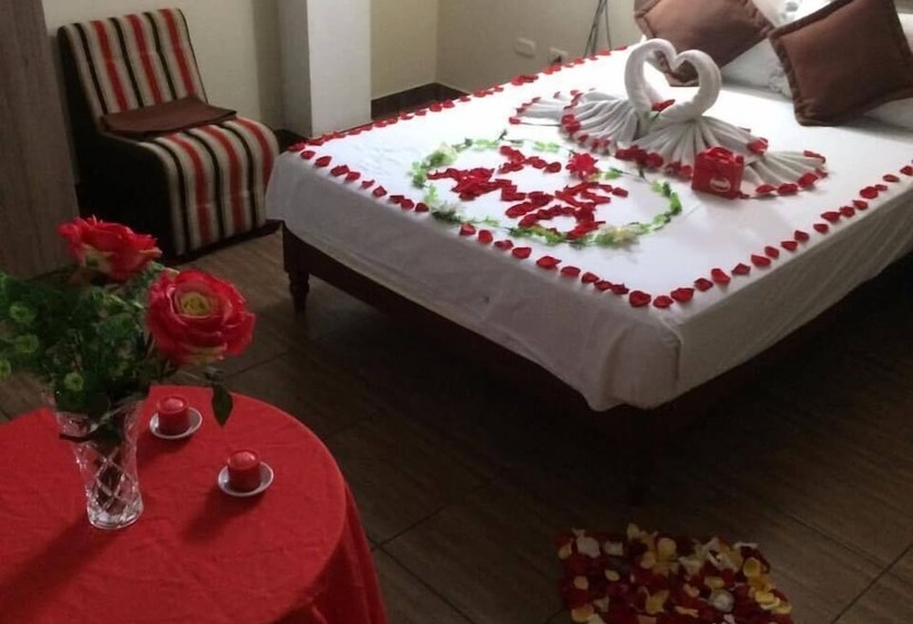 هتل Plaza Barranca