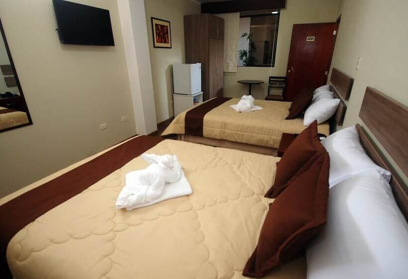 هتل Plaza Barranca