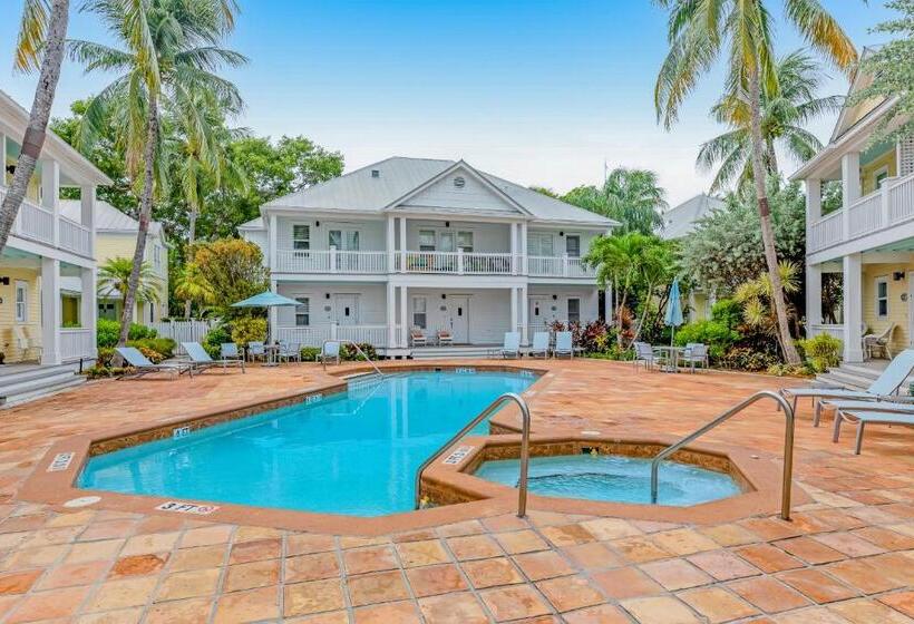 Отель Porter Paradise