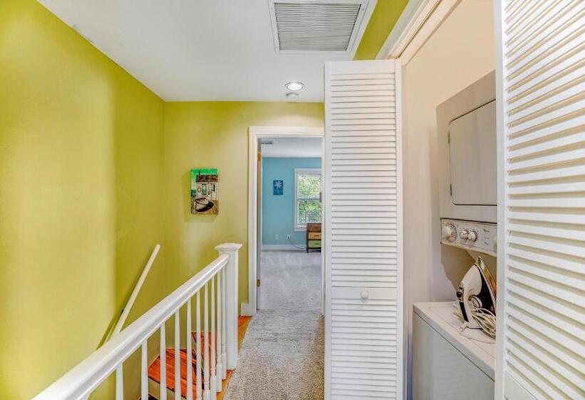 Отель Porter Paradise