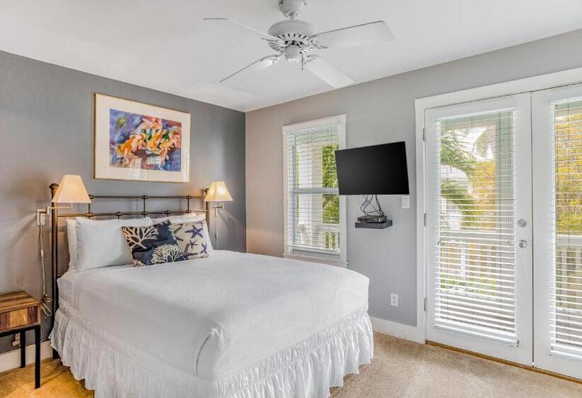 Отель Porter Paradise