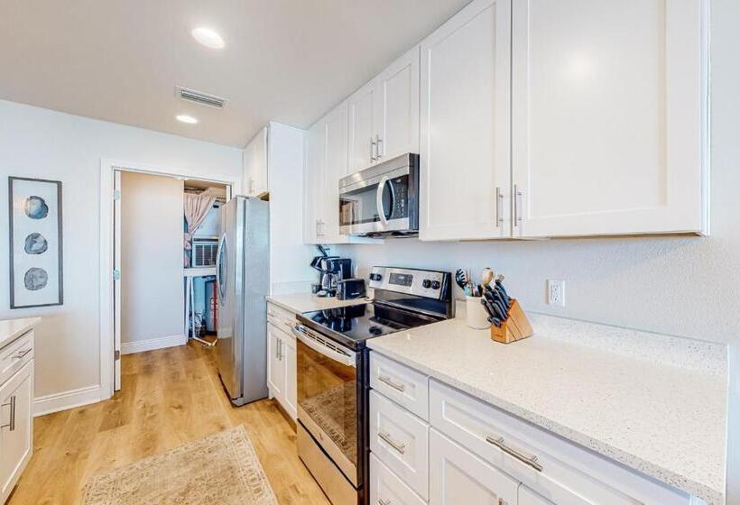 فندق Renovar At The Club