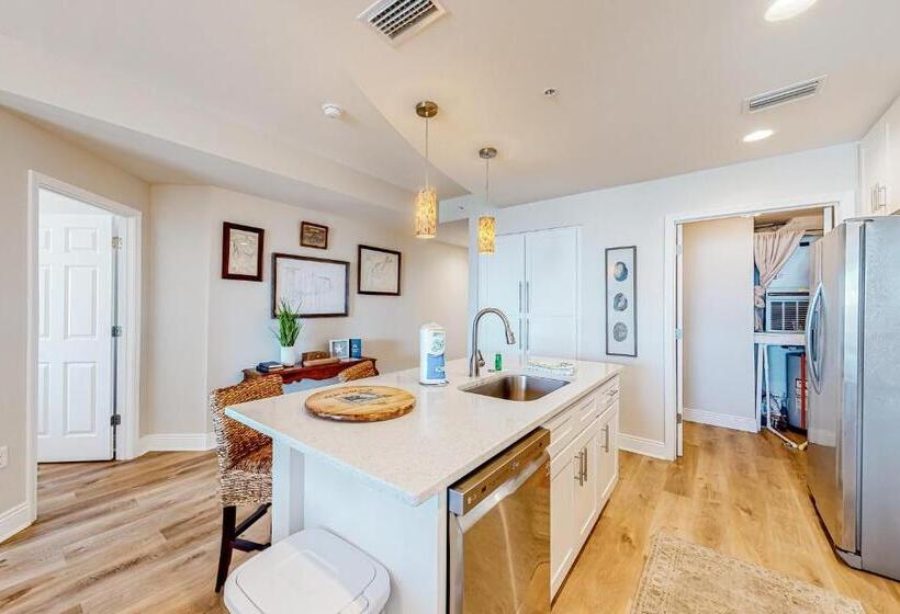 فندق Renovar At The Club