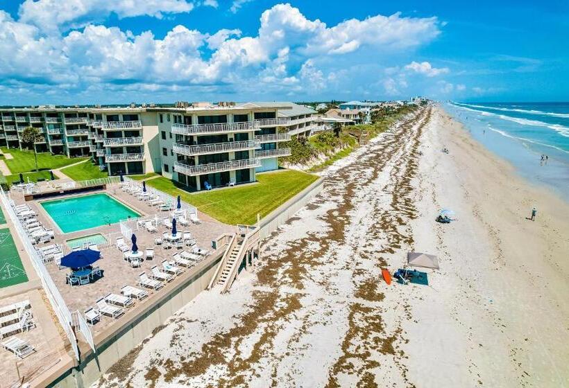 فندق Salty Mermaid