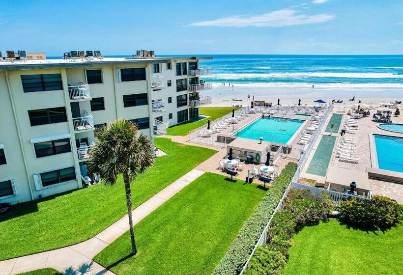 فندق Salty Mermaid