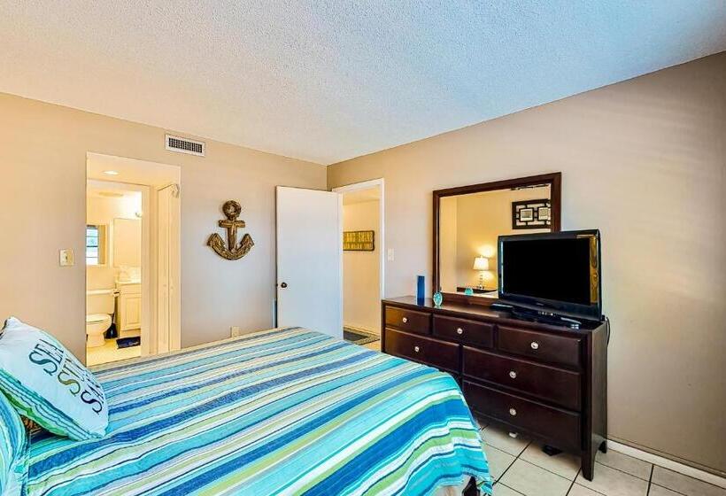 فندق Salty Mermaid