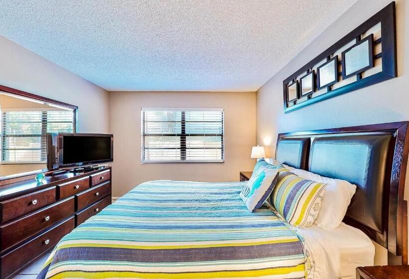 فندق Salty Mermaid