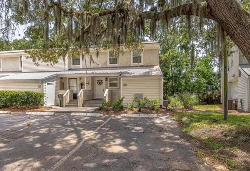 호텔 Sea Island Beach House