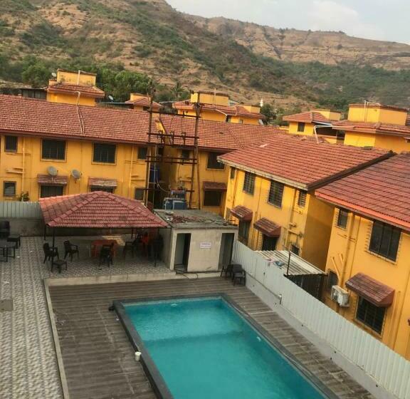 בית מלון כפרי Serenity By Devansh Near Ekvira Devi Temple