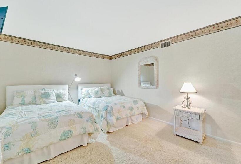 בית מלון כפרי South Shore Sunset