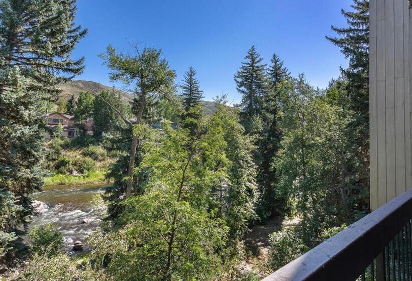 בית מלון כפרי Sunriver E102