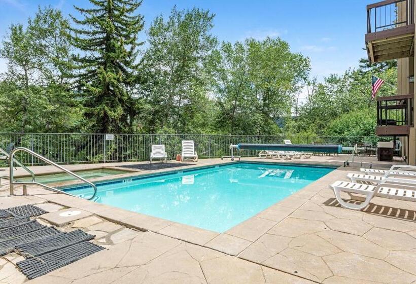 בית מלון כפרי Sunriver E102