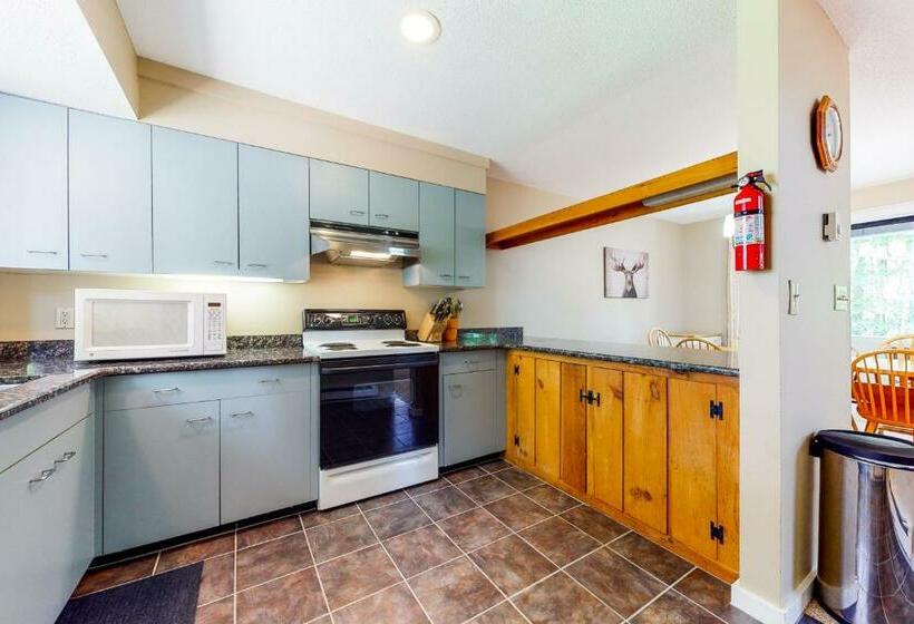 فندق The Mountain Escape