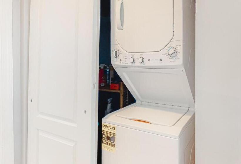 فندق The Palms   36525 Palm #5201