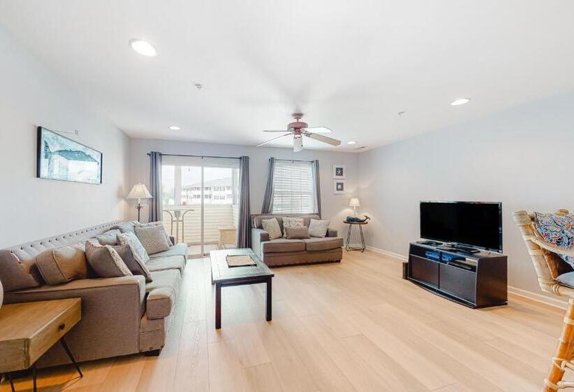 فندق The Palms   36525 Palm #5201