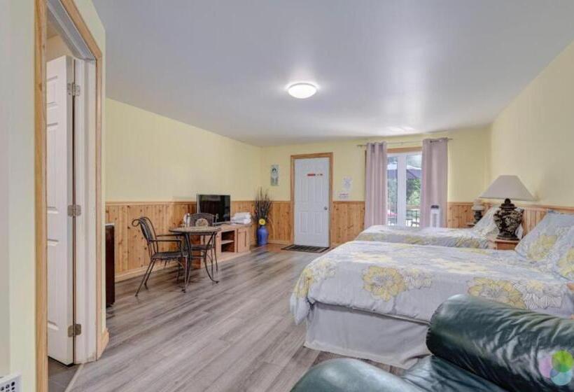 Мотель Hébergement Chez Le D