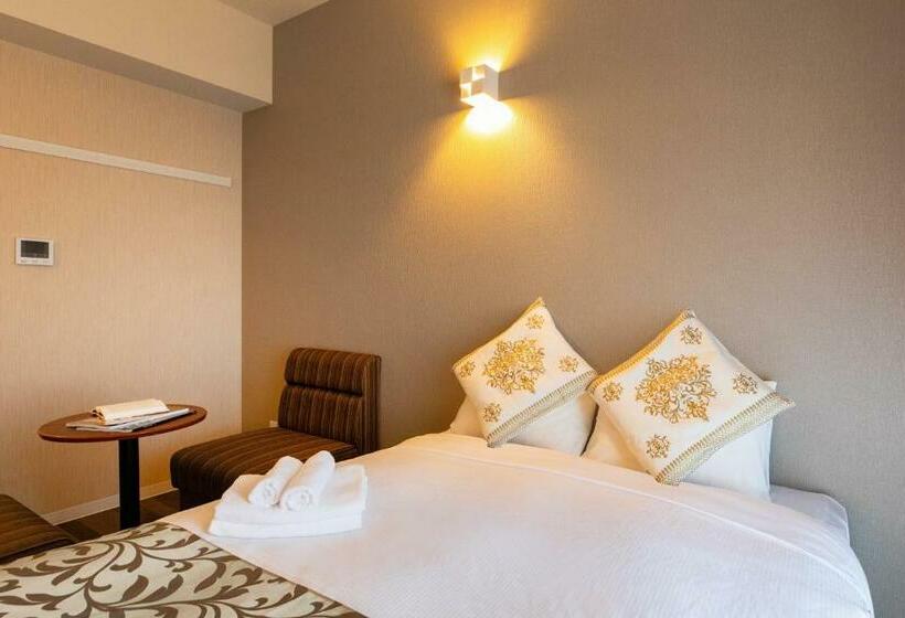 Mr. Kinjo In Minami Uebaru