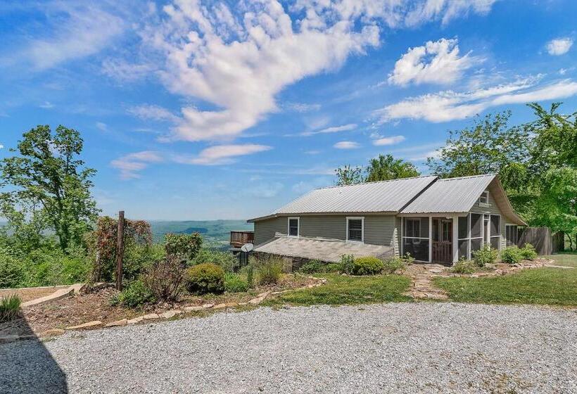 Peach Bluff House