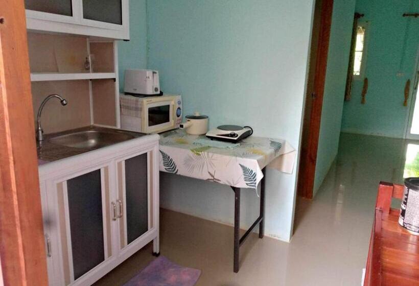 بنسيون Chalisa Bukit House Lanta