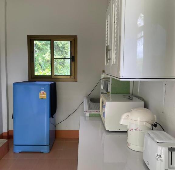 ペンション Chalisa Bukit House Lanta