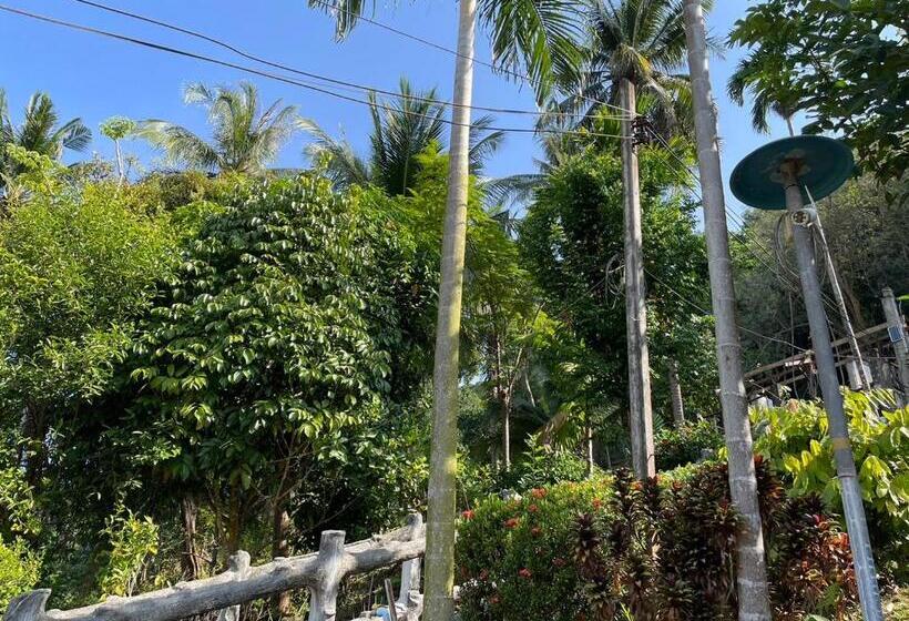 بنسيون Chalisa Bukit House Lanta