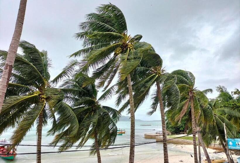 Пансион Islands Boutique Koh Rong