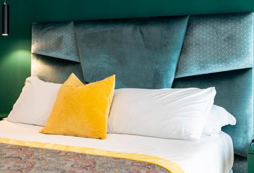 پانسیون Missori Suites