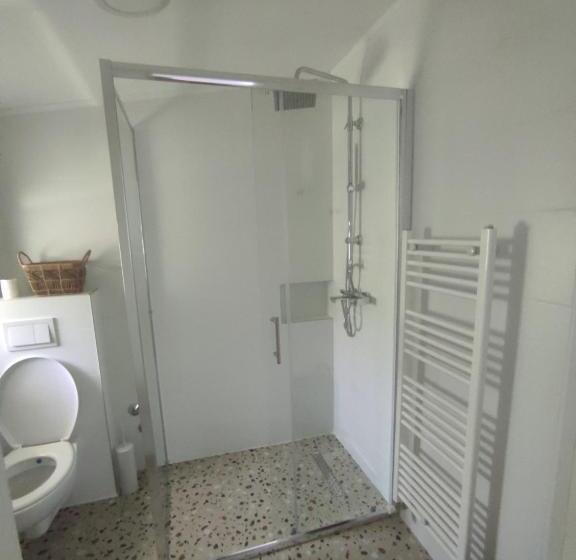 پانسیون Piramida Visoko