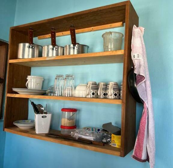 ペンション Private Master Bedrooms With Wi Fi Internet In Tanga Town