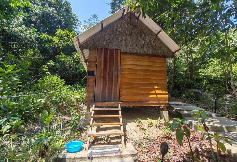 אתר נופש Kamaku Bungalows