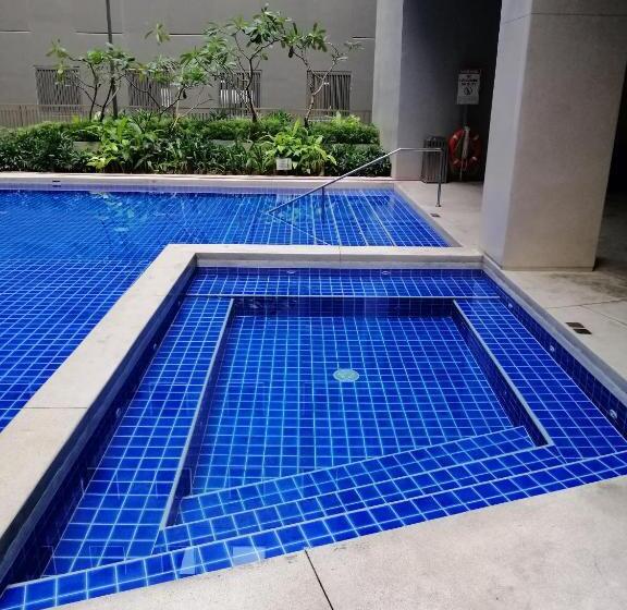 S Residencestower 3   L&r Staycation