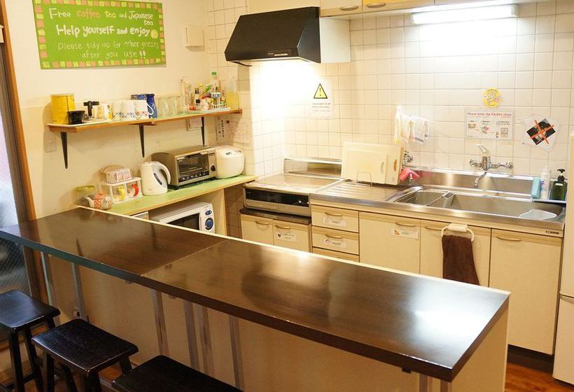 הוסטל Jhoppers Osaka Guesthouse