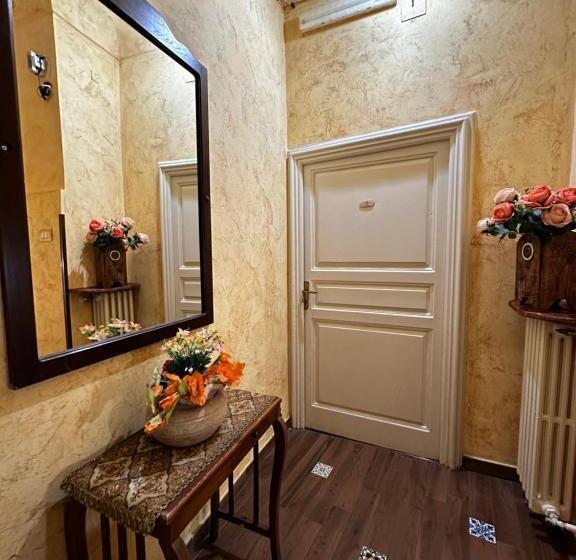 住宿加早餐  Del Centro